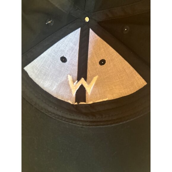 Black Toronto "W" Hotel Embroidered Baseball Cap Adjustable Size - Picture 6 of 6